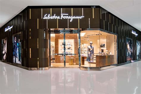 salvatore ferragamo portal